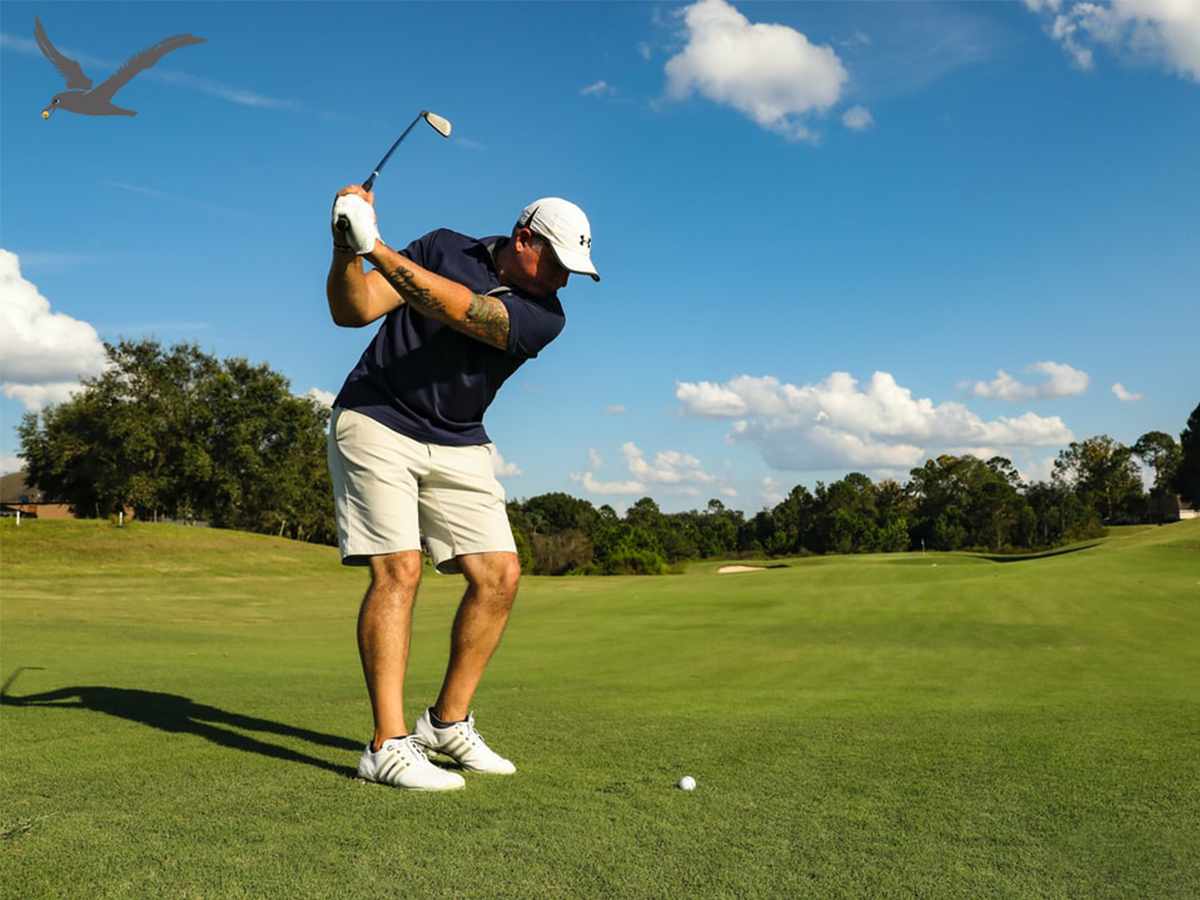 Swing Into Health: De fysiske, mentale og sociale fordele ved golf