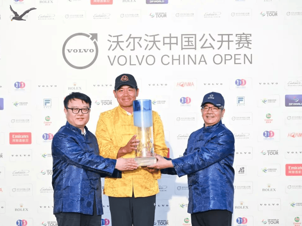 Albatross Sports Cheer For Wu Ashuns sejr ved Volvo China Open